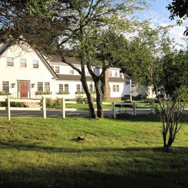 Horse & Hound Inn 法兰哥尼亚 外观 照片